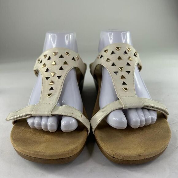 Vionic Women's Maggie Wedge Sandals US 11 White Studs T-strap Shoes - Picture 2 of 10